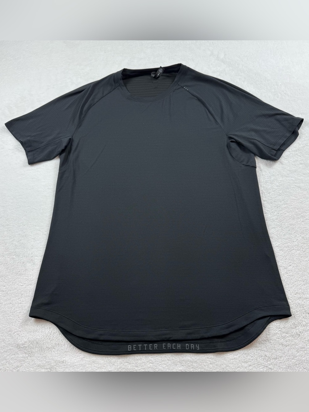 Lululemon Drysense better each day t-shirt men’s XL black athletic GYM performan